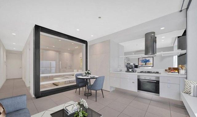 802/12-14 Claremont Street, VIC 3141