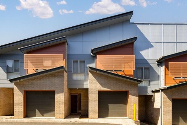 12/4 Reserve Court, QLD 4503