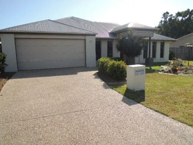 32 Duranbah Cct, QLD 4740