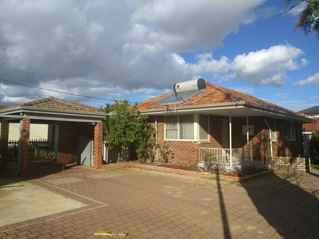 112 Ravenswood Drive, WA 6061