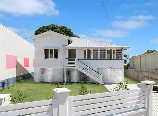 83 Bundock Street, QLD 4810