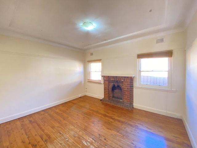 68 Park Rd, NSW 2217