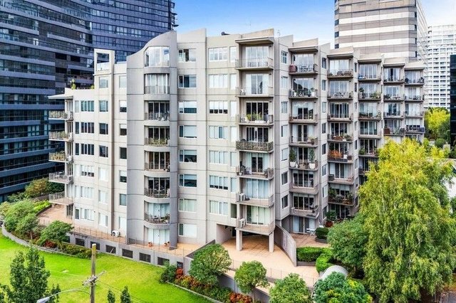 303/23 Queens Road, VIC 3000