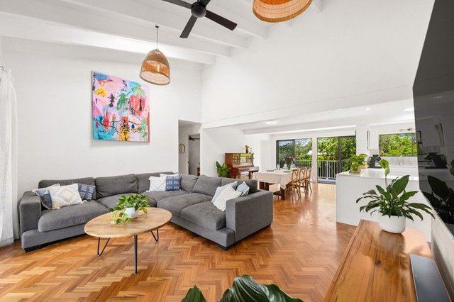 5 Seaview Court, QLD 4558