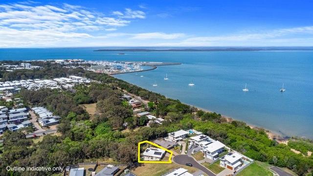 8 Oceanfront Court, QLD 4655