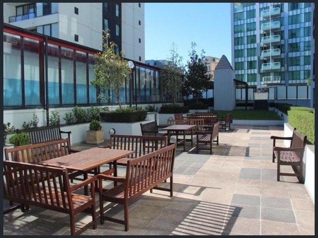 408/28 Bank Street, VIC 3006