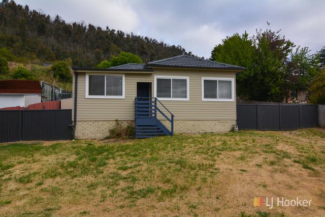 66 Macauley Street, NSW 2790