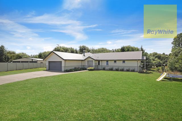 8 Corcoran Place, NSW 2583
