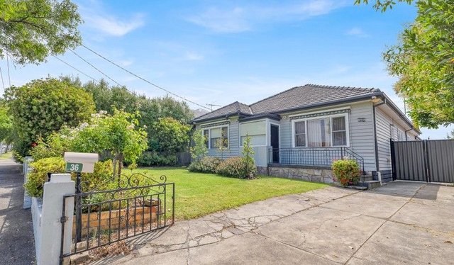 36 Reynolds Parade, VIC 3044