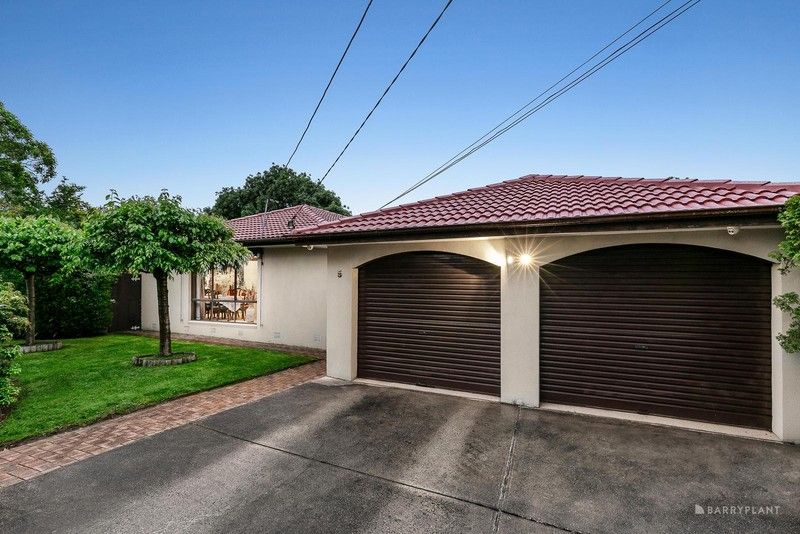 https://images.allhomes.com.au/property/photo/473ea6752adcc972727604df495def23_hd.jpg