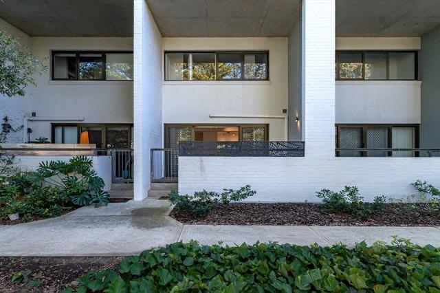 4/59 Breaksea Drive, WA 6163