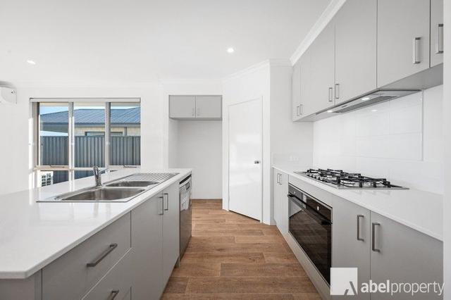 120 Avoca Chase, WA 6171