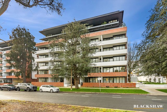129/19 Captain Cook Crescent, ACT 2603