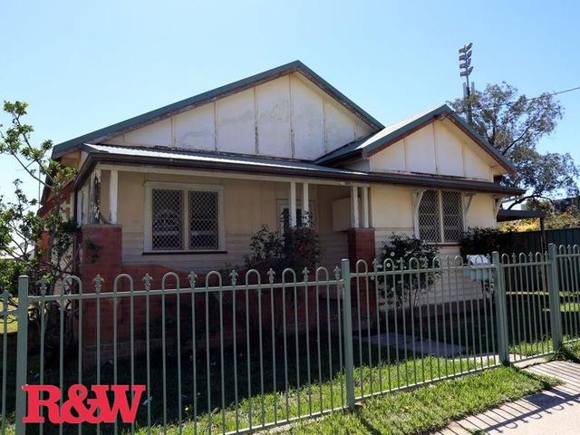 30 Iolanthe Street, NSW 2560