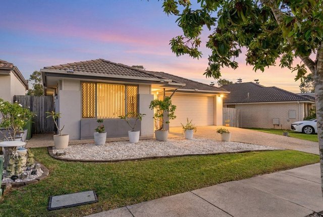 8 Denham Crescent, QLD 4509
