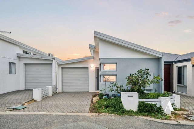 11 Zambezi Street, WA 6110