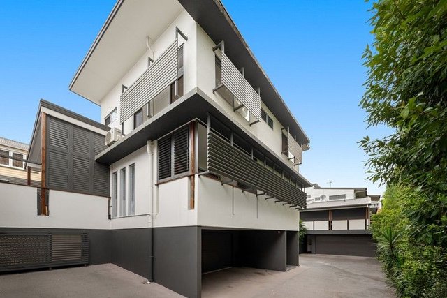 2/20 Baynes Street, QLD 4101