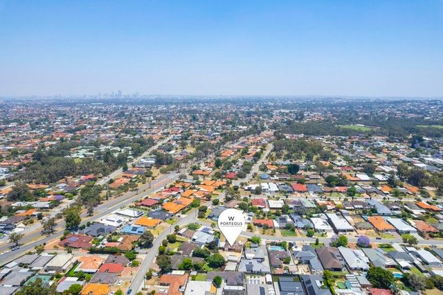 4 Cheviot Street, WA 6059