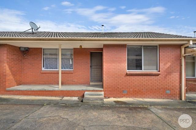 2/14 Aquila Court, VIC 3350