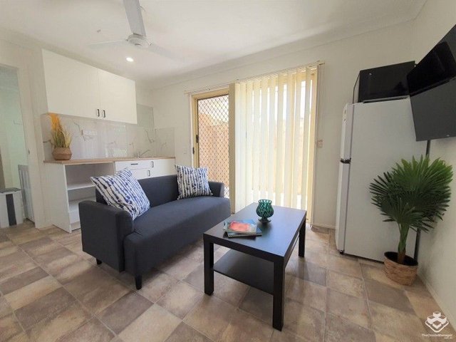 (no street name provided), QLD 4211