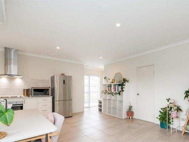 8a Ensign Way, WA 6069