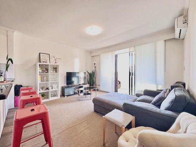 3/323 Forest Road, NSW 2220