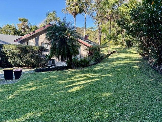 8 Lakeside Crescent, NSW 2428