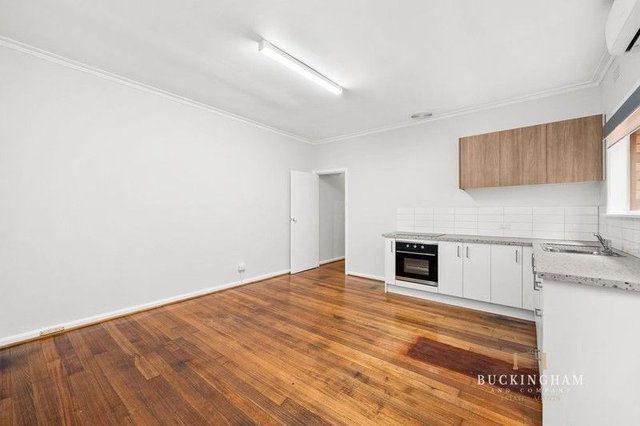 Rear/8 Hopkins Street, VIC 3088