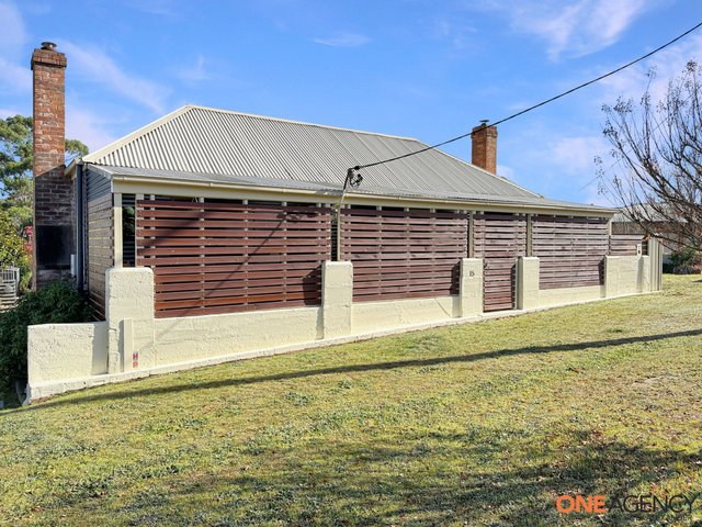 15 Maybe Street, NSW 2632