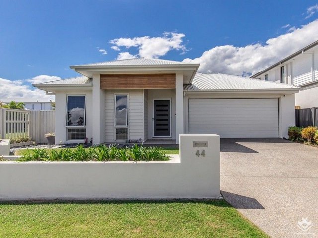 44 Emerald Drive, QLD 4212