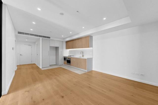 1306/13 De Clambe Drive, NSW 2154