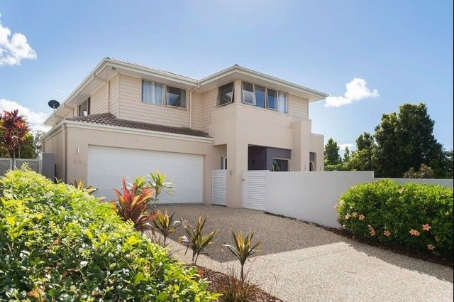 13 The Peninsula, QLD 4212