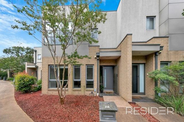 24 Lawn  Walk, VIC 3754