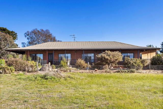 5 Woodleigh Dr, NSW 2582