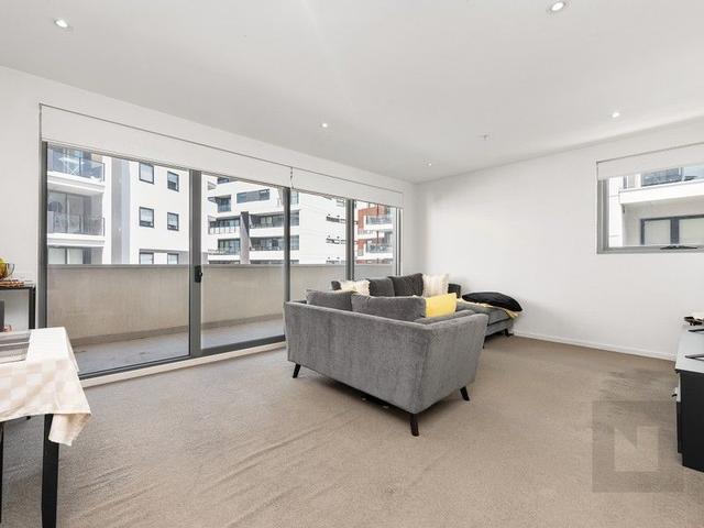 207/84 La Scala Avenue, VIC 3032