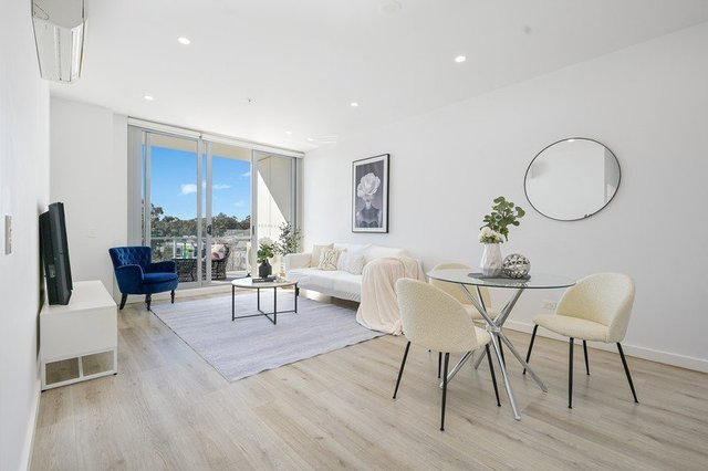 306/10 Aviators Way, NSW 2750