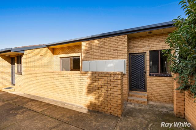 2/2 Vestey Street, NSW 2650