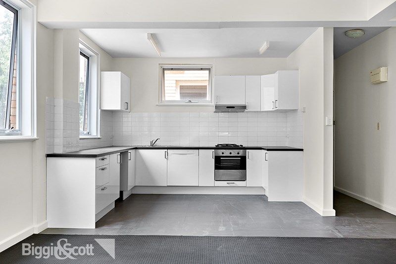 3 2 4 Warra Street Toorak Vic 3142 Apartment For Rent Allhomes