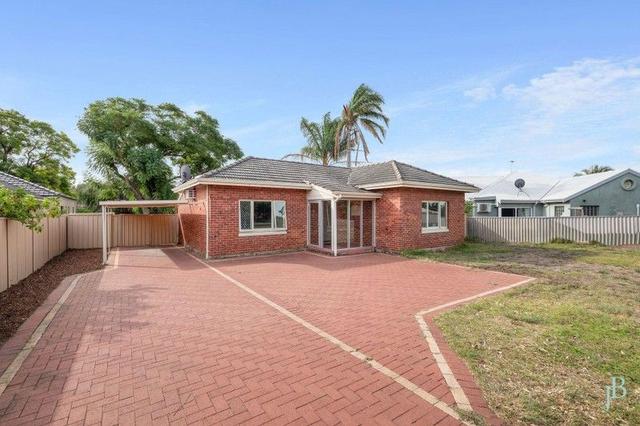 126 Manning Road, WA 6152