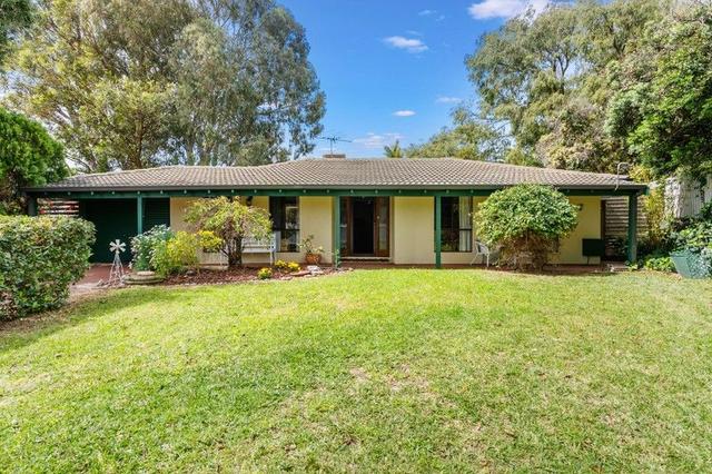 25 Yanna Place, WA 6065