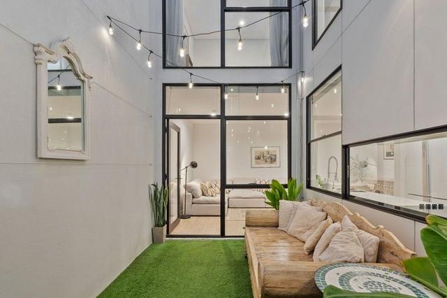 9/6 Parney Close, WA 6163