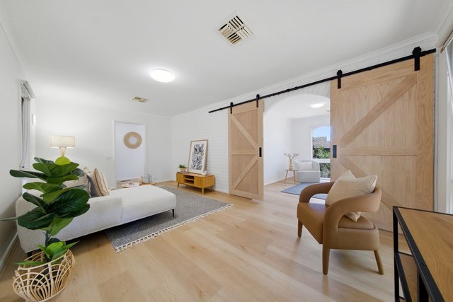 6 Pattinson Crescent, ACT 2615