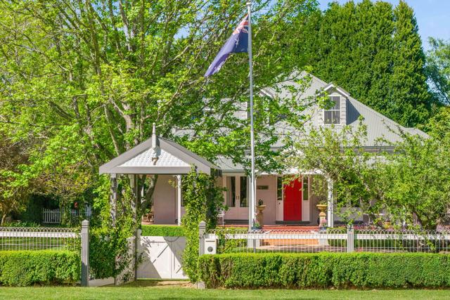 7 Burradoo Road, NSW 2576