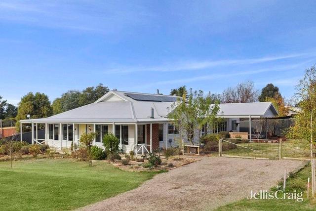10 Lowe Street, VIC 3444