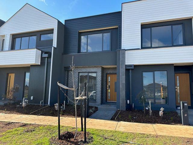 28 Darke Boulevard, VIC 3335