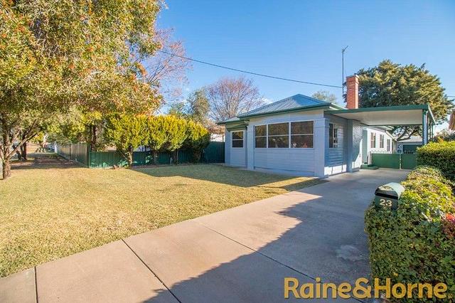 23 Taylor Street, NSW 2830