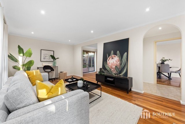 2 Valley Court, VIC 3175