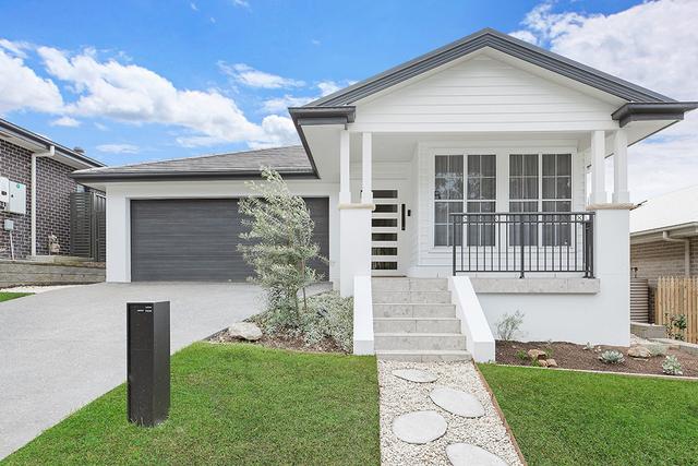 8 Tarkalong Street, NSW 2285