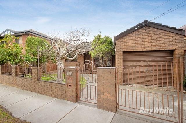 32B Toolambool Road, VIC 3163
