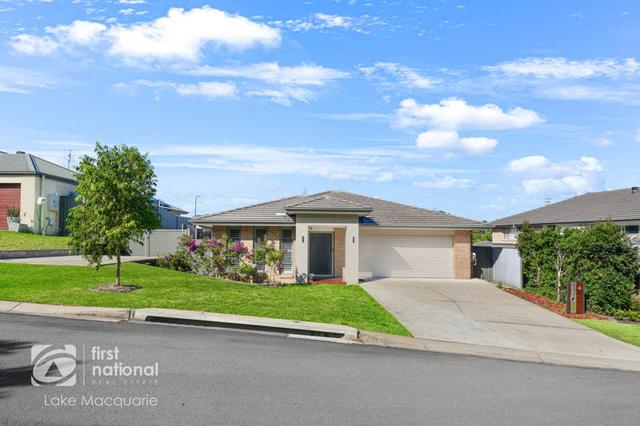 6 Medina Place, NSW 2285